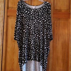 LulaRoe black/white S/S tunic sz M woman's runs bigger